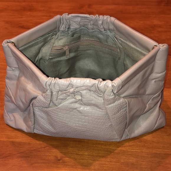 VINTAGE Leather Clutch Champagne Beige Hinge Closure EUC Soft Croc Embossed ❤️ - Picture 6 of 13